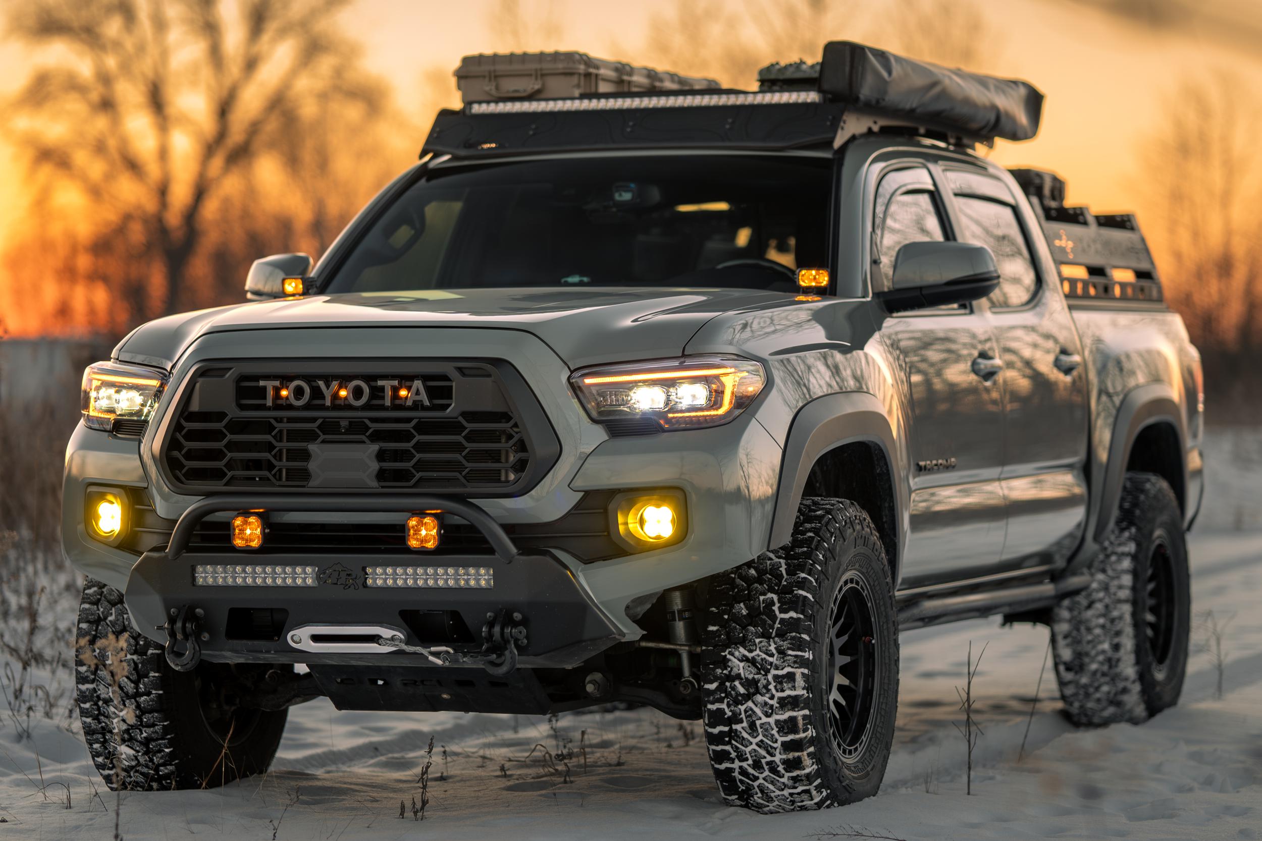 Toyota Tacoma (16-23) Morimoto XB Evo LED Headlights | LF2-530